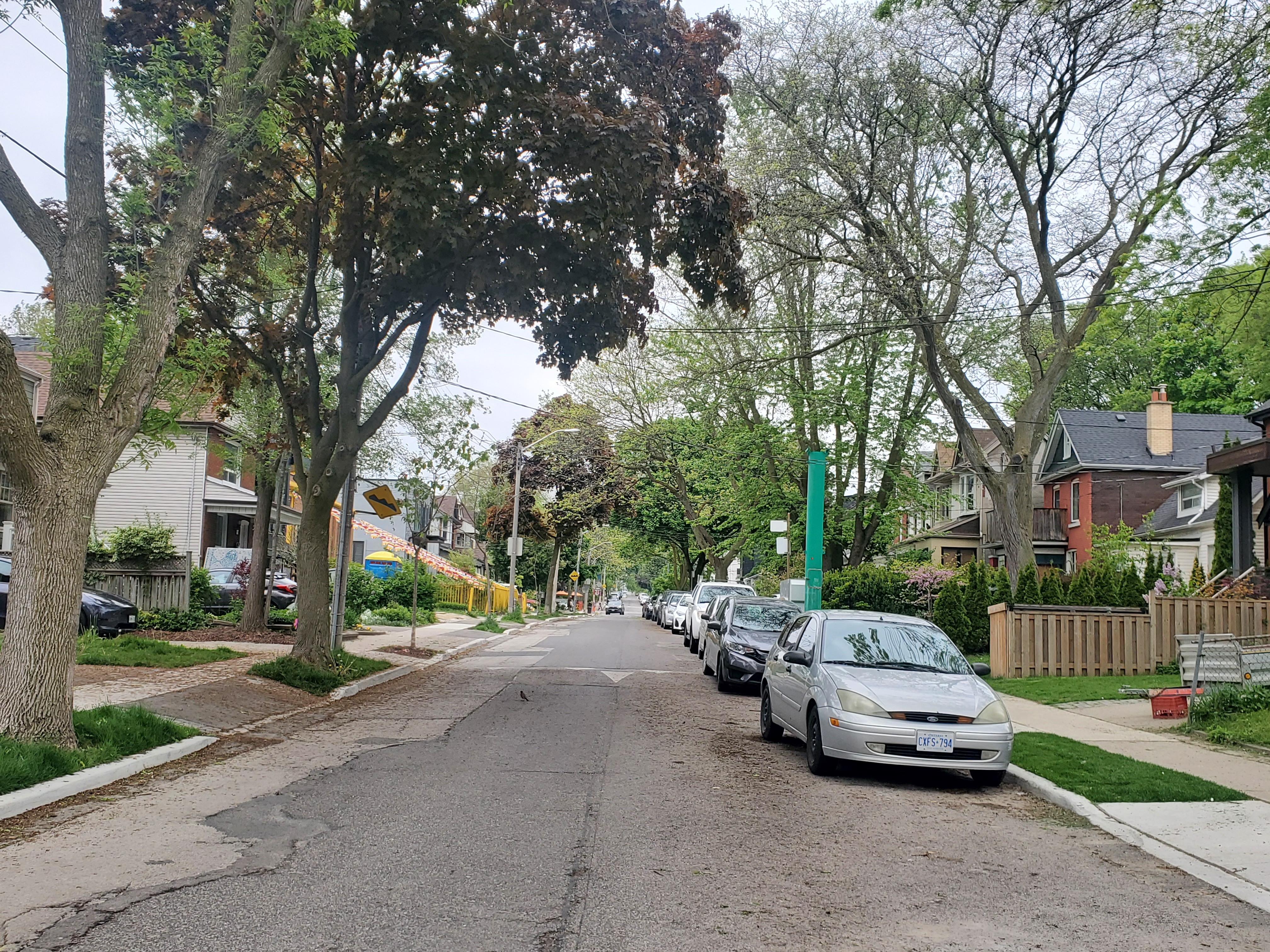 13 Rhodes Avenue Dundas to Gerrard